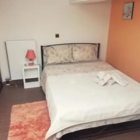 Optasia Luxury House